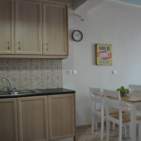 Summerhouse Apartament *